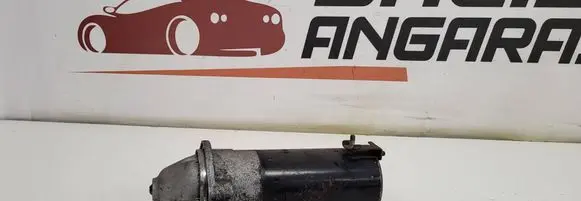 Audi A4 S4 B5 8D Starter motor 068911024G