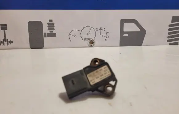 Volvo V70 Air pressure sensor 0281002401
