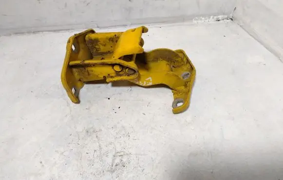 Opel Vivaro Loading door upper hinge 6679 312304K
