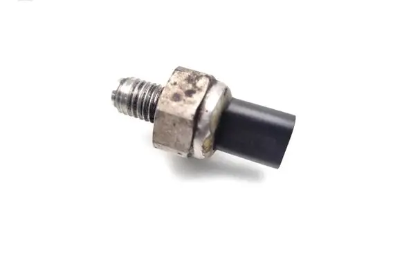 Opel Insignia A Oil pressure sensor 12637356 6207A