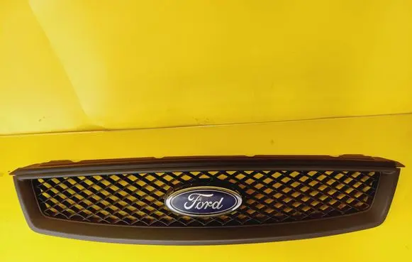 Ford Focus Front grill 4M518C436AC