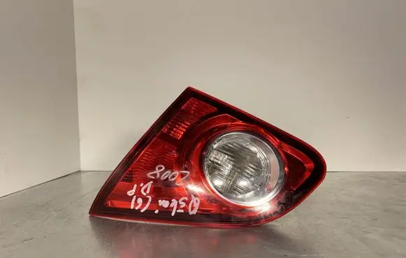 Nissan Qashqai Tailgate rear/tail lights 89071064