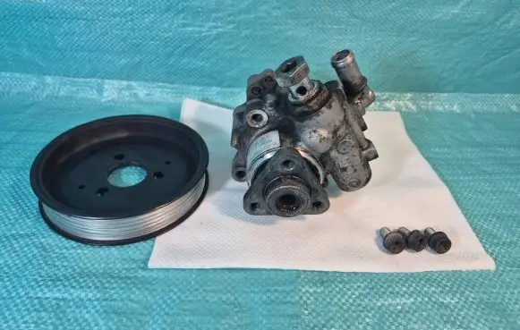 Audi A6 S6 C6 4F Power steering pump 4F0145155A 4T2955186 7713063F