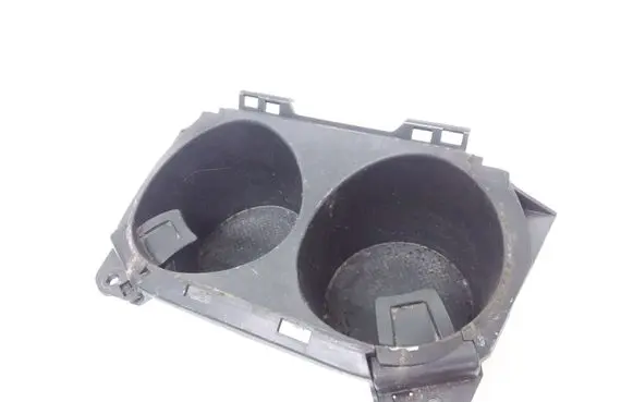 Cup holder front