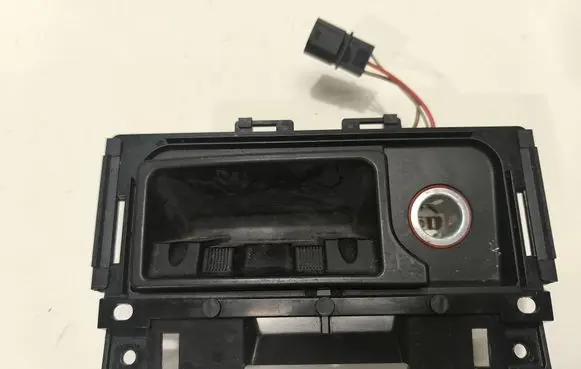 Audi A7 S7 4G Ashtray (front) 4G0857951