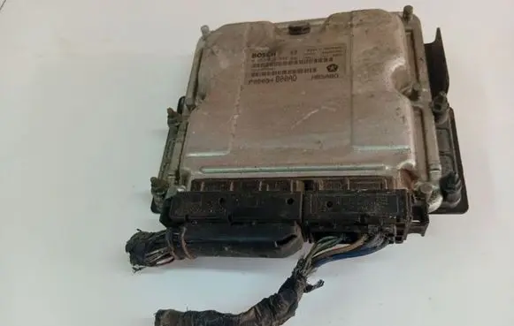Chrysler Voyager Engine control unit/module 0281012999
