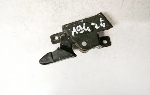 Mitsubishi Space Star Fuel tank opening switch 