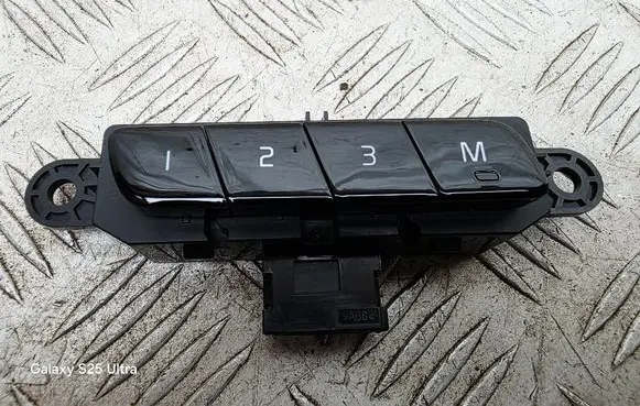 Volvo XC90 Seat memory switch 31376461