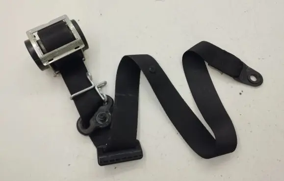 Ford Kuga I Front seatbelt 8V41S61294AC 610116500A