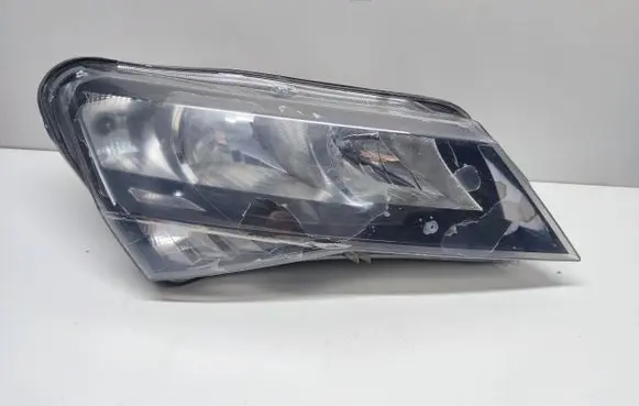 Skoda Superb B8 (3V) Headlight/headlamp 3V1941016