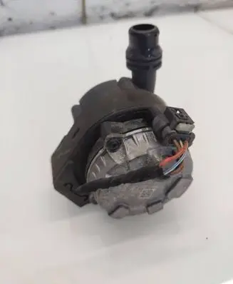 BMW 3 F30 F35 F31 Electric auxiliary coolant/water pump 0392024060 8638239 20170510
