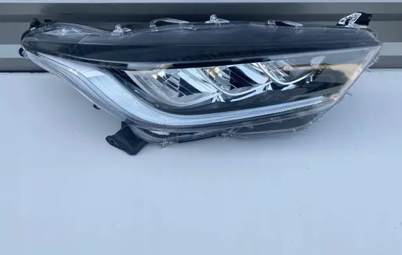 Toyota Yaris XP210 Headlight/headlamp