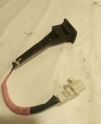 Lexus RX 330 - 350 - 400H Tailgate/trunk/boot open switch 15A718