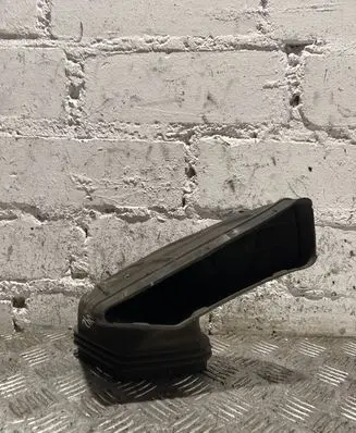 Audi A4 S4 B8 8K Air intake duct part 1021300S01