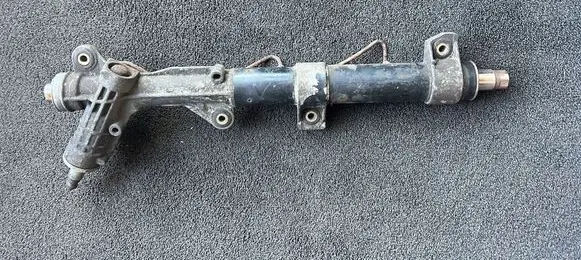 Mercedes-Benz Vito Viano W638 Steering rack 6384600600 A6384600600