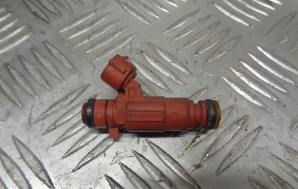 Nissan Almera N16 Fuel injectors set 0280155940
