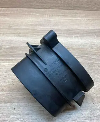 BMW 5 E39 Mass air flow meter 7787076 0928400468 USED