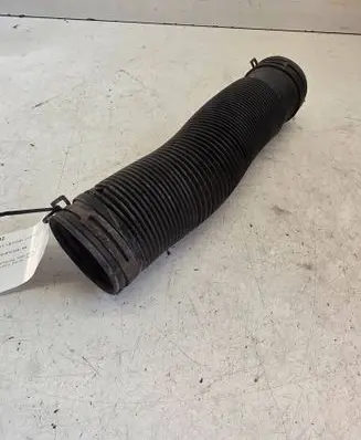 Volkswagen Golf IV Air intake hose/pipe 1J0129684J