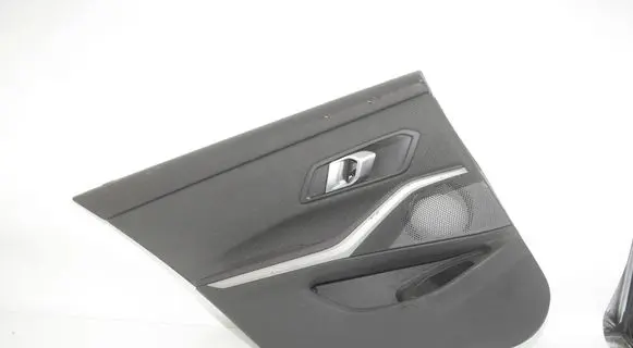 BMW 3 G20 G21 Rear door card panel trim 17712861
