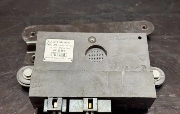 Mercedes-Benz Vito Viano W639 Sliding door control unit/module A6399000000 46626301