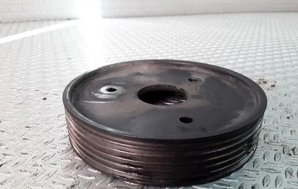 Renault Scenic I Power steering pump pulley 7700105711B