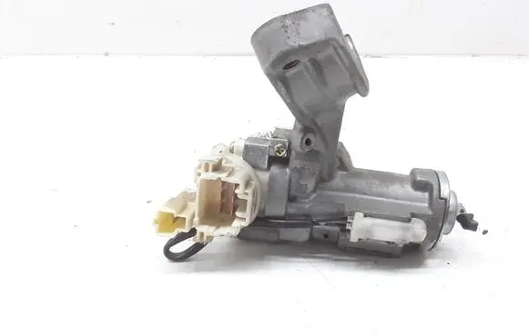 Toyota Corolla Verso E121 Ignition lock