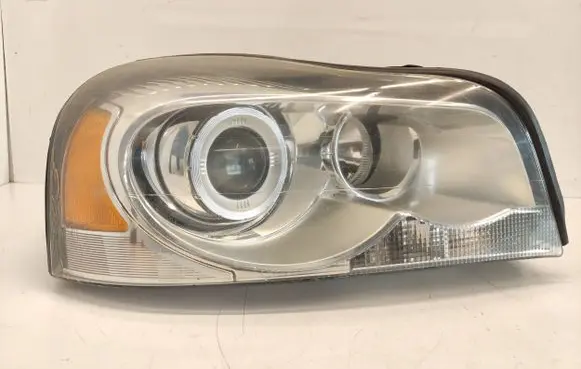 Volvo XC90 Headlight/headlamp 31290895 89904680