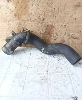 Volvo XC90 Intercooler hose/pipe 08631538