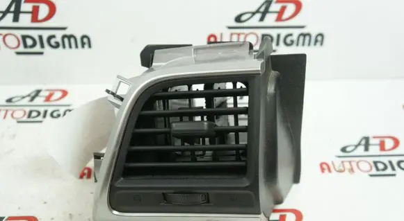 Subaru Trezia Dashboard side air vent grill/cover trim 5566052040