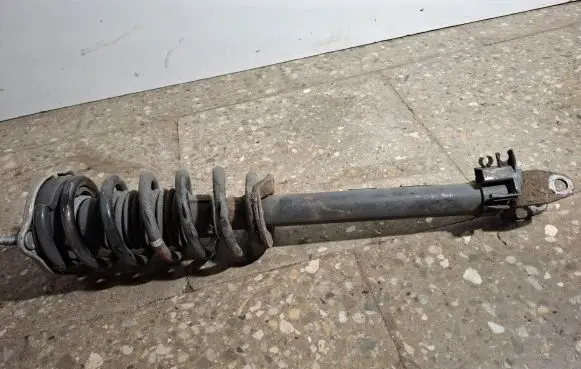 Mercedes-Benz C W205 Front shock absorber/damper A2053201913