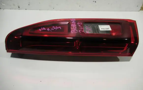 Citroen Berlingo Tailgate rear/tail lights
