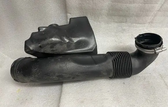 Renault Captur II Intercooler hose/pipe 165756120R