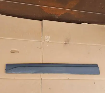Audi Q5 SQ5 8R Front door trim (molding) 8R0853959E
