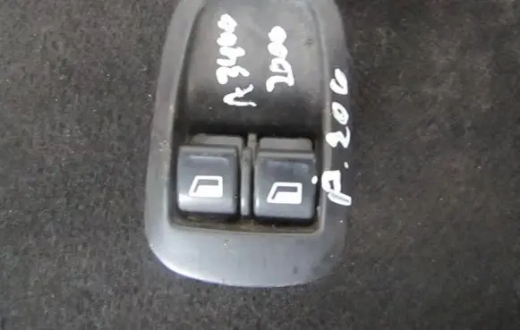 Peugeot 206 Electric window control switch