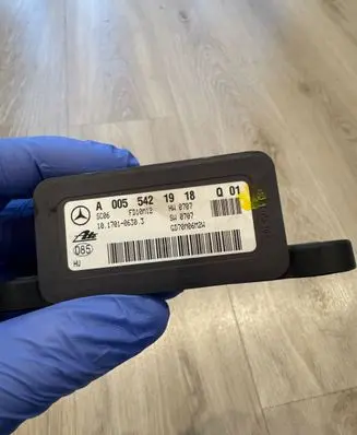 Mercedes-Benz C W204 ESP acceleration yaw rate sensor A0055421918 10170106303 0055421918