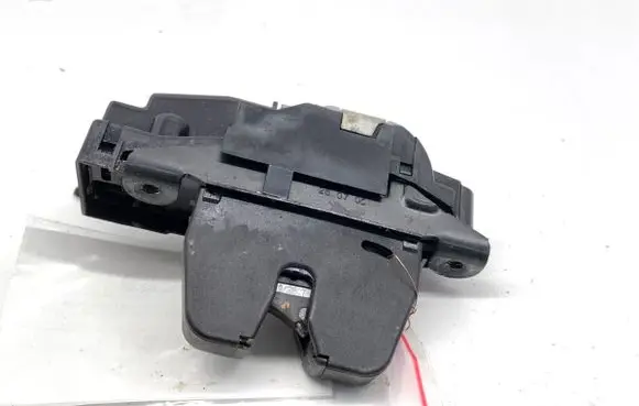 Citroen C4 I Picasso Tailgate exterior lock 9660403980