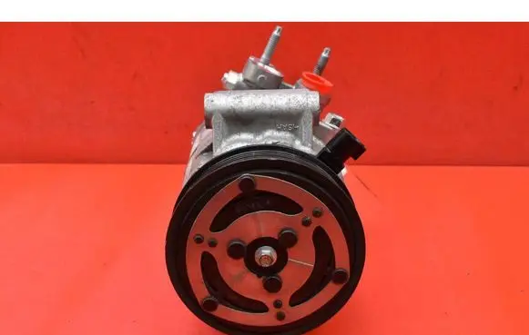 Ford Focus Air conditioning (A/C) compressor (pump) JX6119D629HB