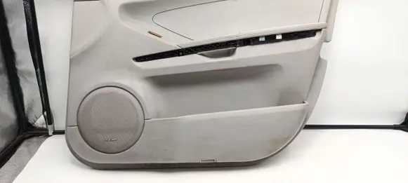 Mercedes-Benz ML W164 Front door card panel trim A1647201470