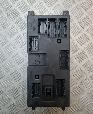 Jaguar XE Comfort/convenience module GX7314F041AJ