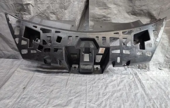 Renault Clio III Front grill 620364127