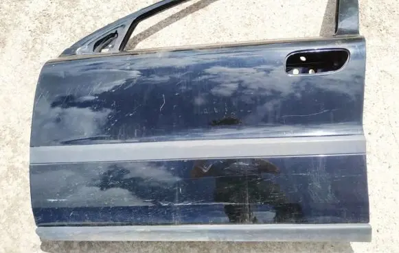 Volvo S60 Front door juodos