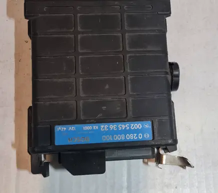 Mercedes-Benz E W124 Engine control unit/module 0280800100 0025453632