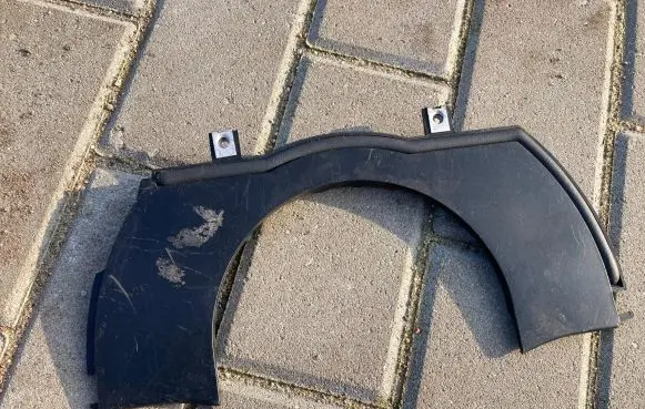 Mercedes-Benz C W202 Wiper trim 2028300213