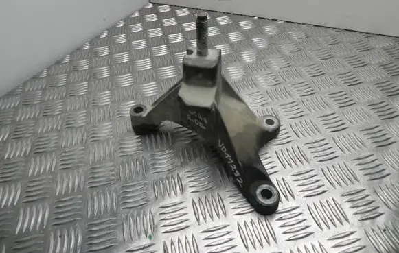 Ford Focus Engine mounting bracket 98AB7M125AF VD11292