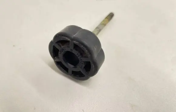 Volkswagen Transporter - Caravelle T4 Spare wheel bolt 701012119
