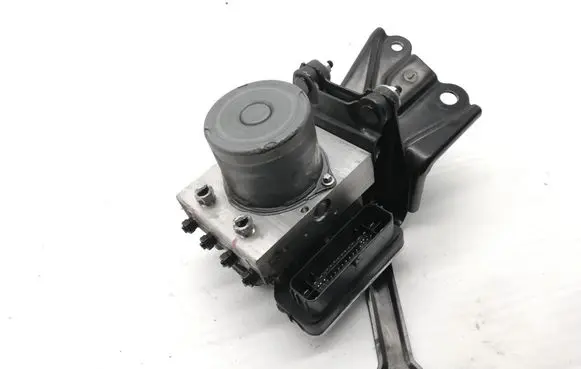 Toyota Yaris Cross ABS Pump 445400D410