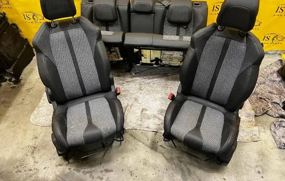 Peugeot 3008 II Seat set 
