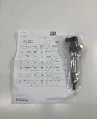 BMW 5 G30 G31 Fuel injector 0445110743