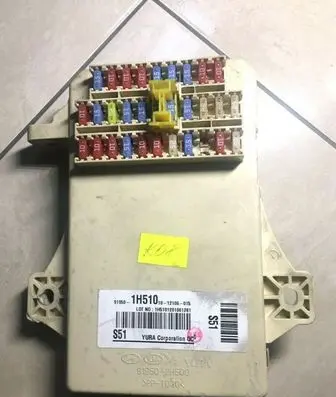 KIA Ceed Fuse box set 919501H510