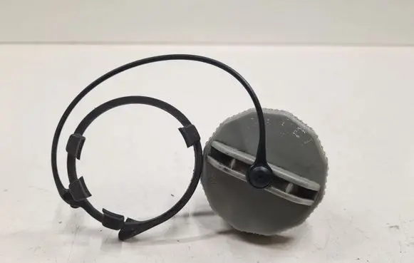 Mazda 5 Fuel tank filler cap 6E26